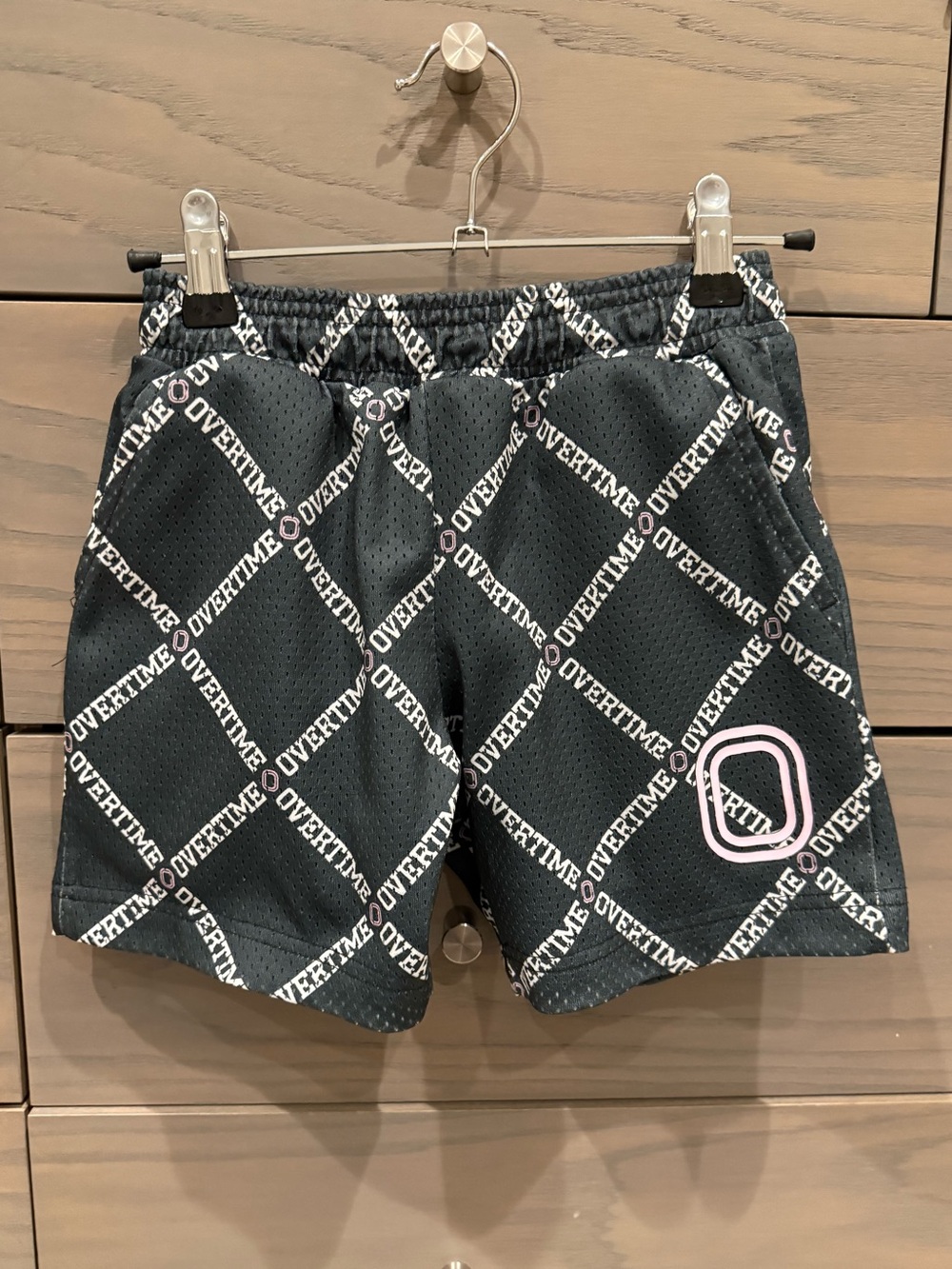 Overtime Boys Dark Grey Diamond Logo Shorts Size Small